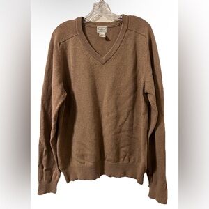 LL Bean 100% Lambswool Sweater Jumper Mens L Tan V-Neck Classic Preppy Basics